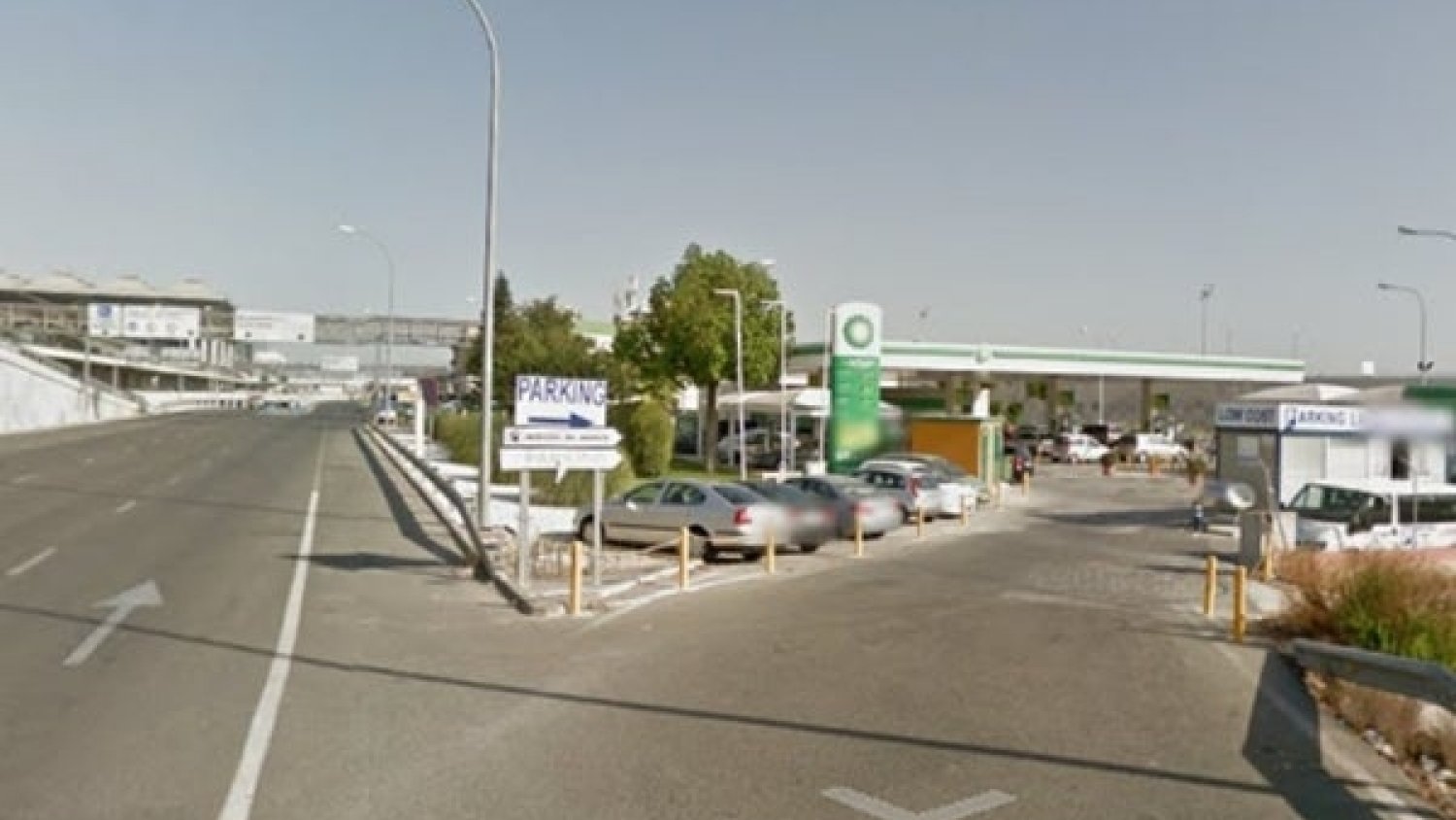 El Ayuntamiento procede a la ocupación de la calzada en la avenida Comandante García-Morato