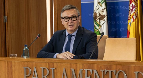 VOX lamenta que PP prefiera pactar con el PSOE antes que cumplir con los pactos firmados