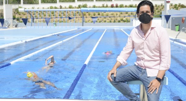 Torremolinos abre de cara al público las piscinas exteriores del Patronato de Deportes