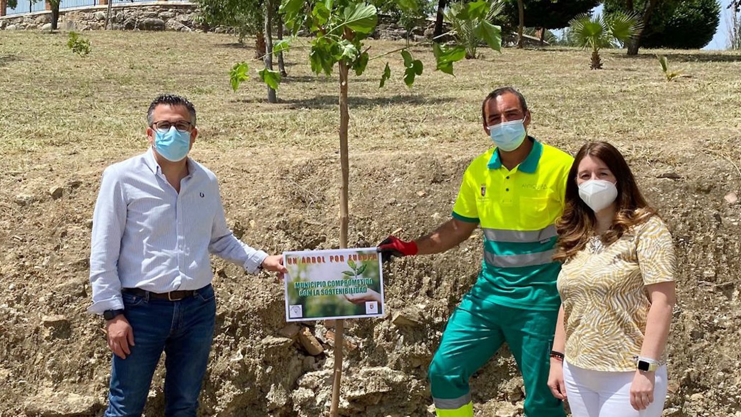 Antequera se adhiera a la campaña medioambiental “Un Árbol por Europa”