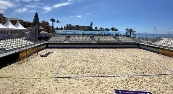 Torrox se convierte en la capital del balonmano playa durante este fin de semana