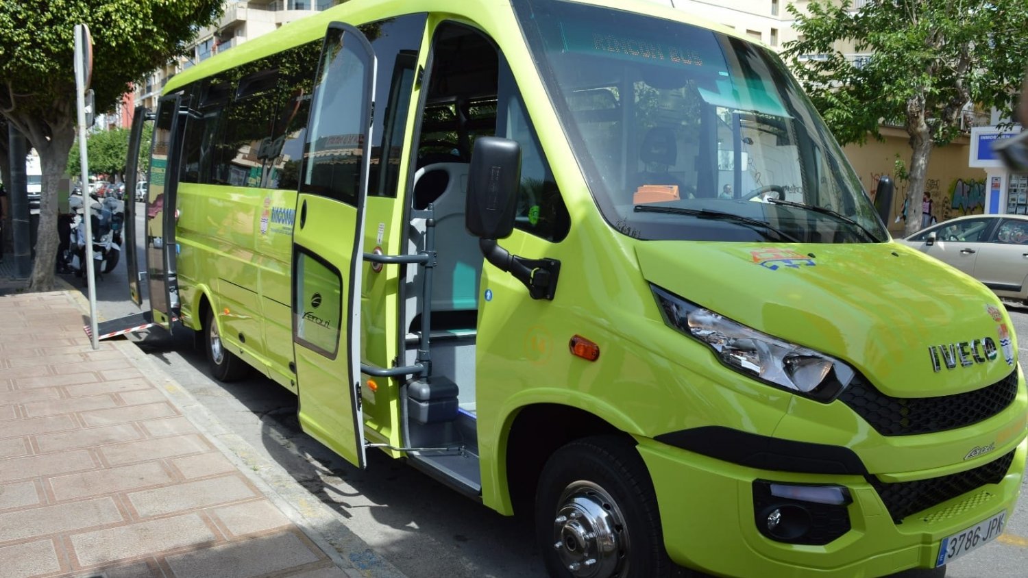 Luz verde a la gratuidad del transporte público para mayores de 65 años en el Rincón de la Victoria