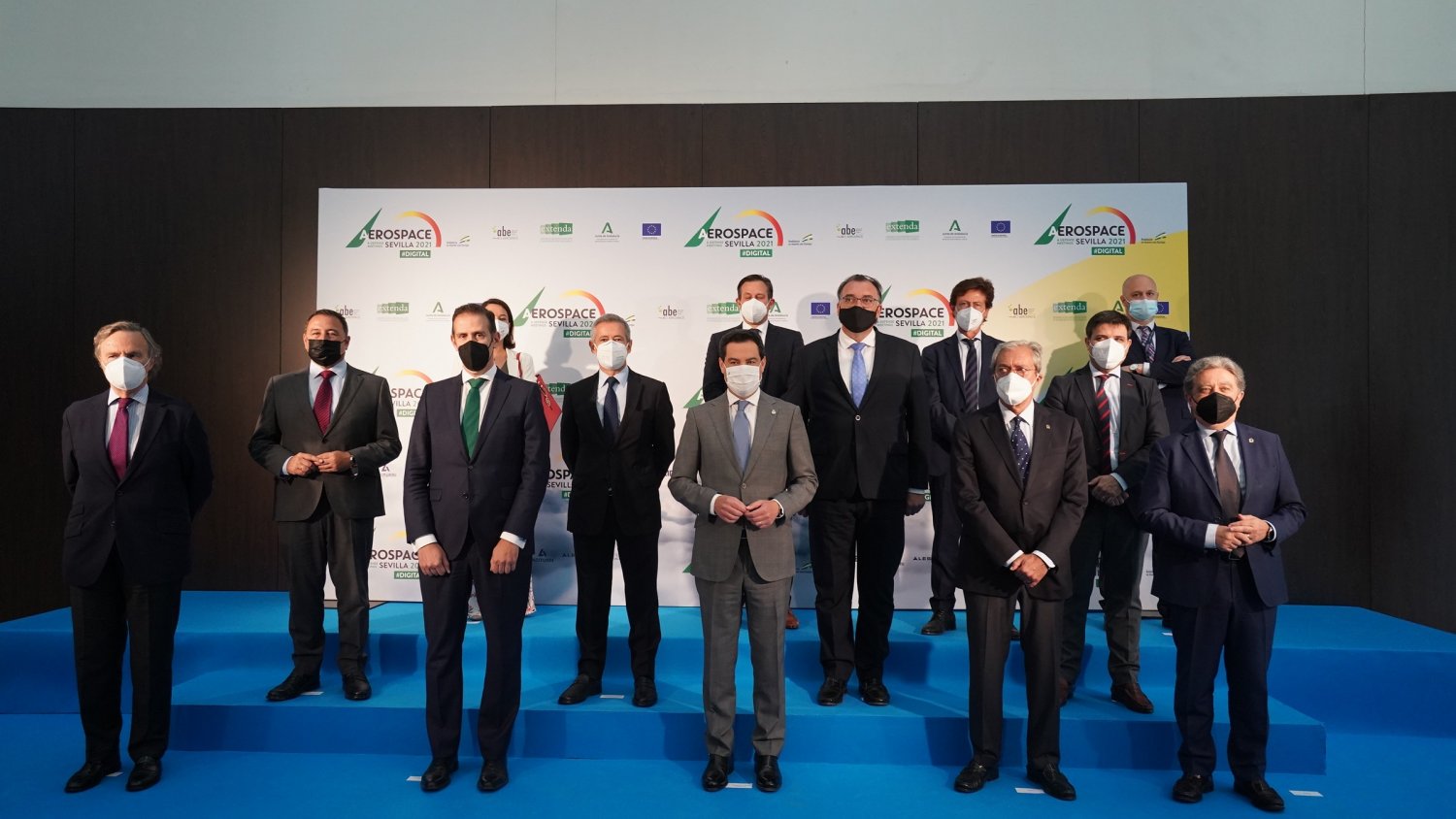 Moreno define al sector aeroespacial como estratégico para la reactivación económica