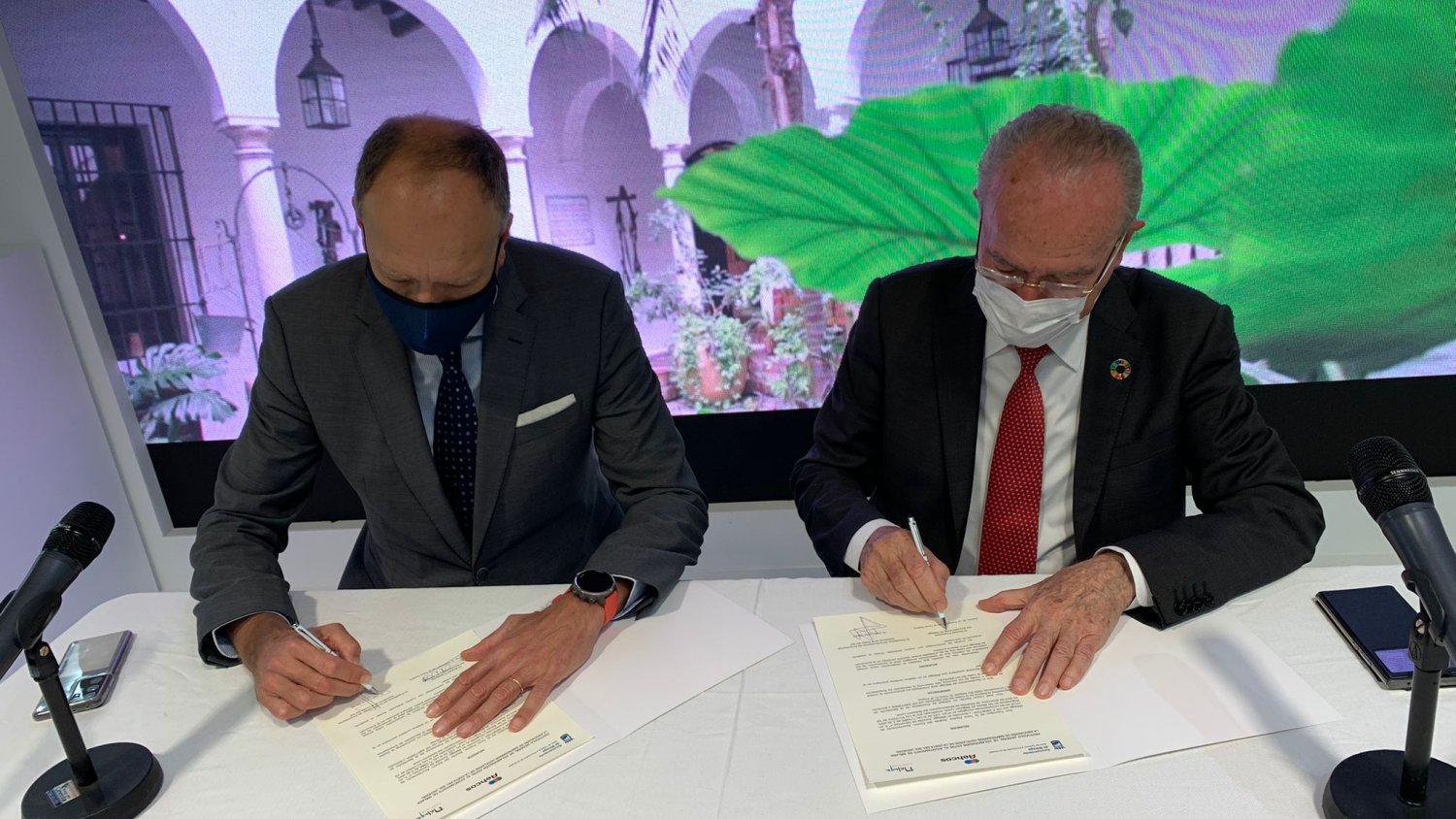 Turismo de Málaga y Aehcos renuevan en FITUR su compromiso con la promoción de la provincia