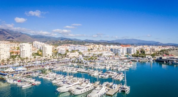 El Puerto Deportivo de Estepona prevé una temporada estival con movimiento internacional