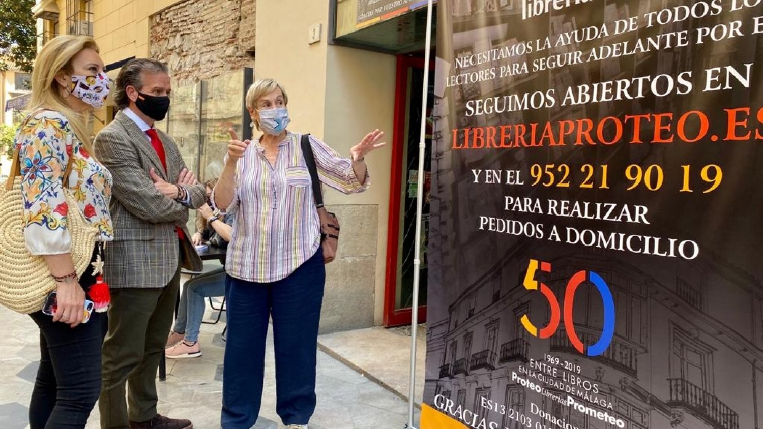 El PP de Málaga agradece la “ola de solidaridad” con la librería Proteo tras el incendio