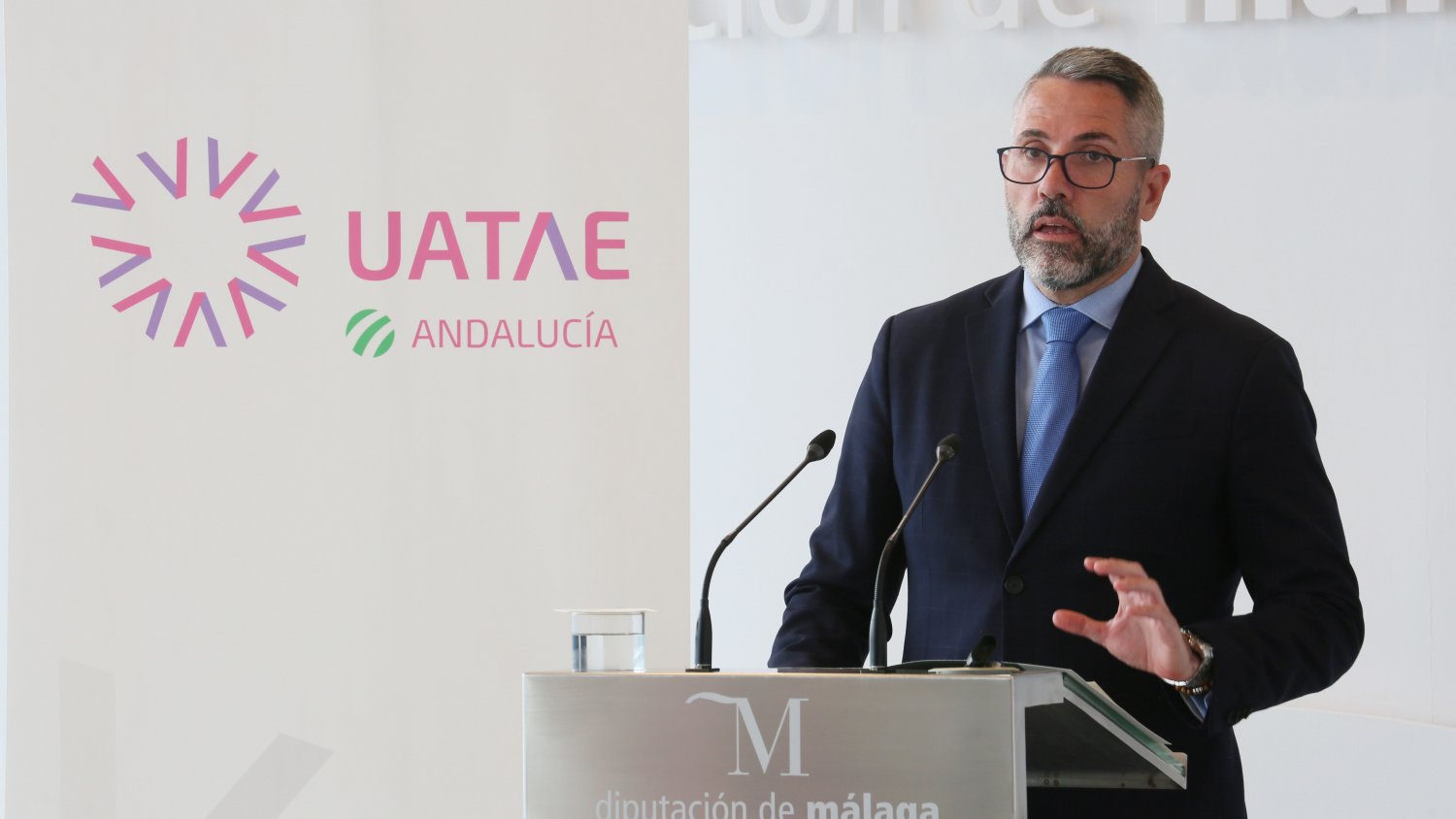 Diputación presenta un proyecto para garantizar el relevo generacional de los autónomos de la provincial