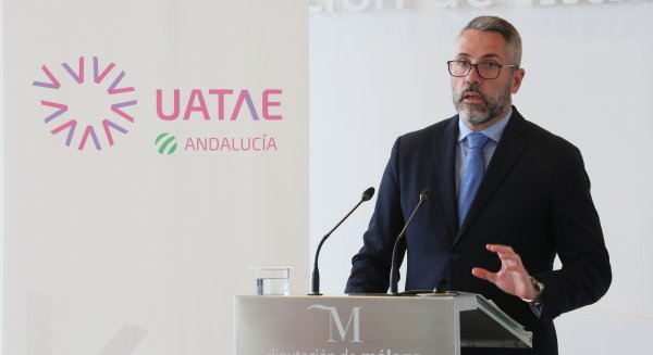 Diputación presenta un proyecto para garantizar el relevo generacional de los autónomos de la provincial