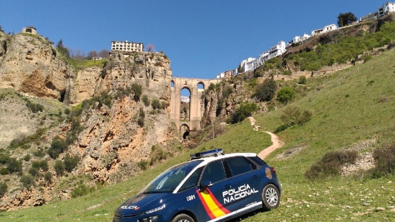 La Policía Nacional detiene en Ronda a un joven durante un “pase” de droga