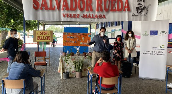 Vélez-Málaga realiza actividades en centros educativos para luchar contra el acoso escolar