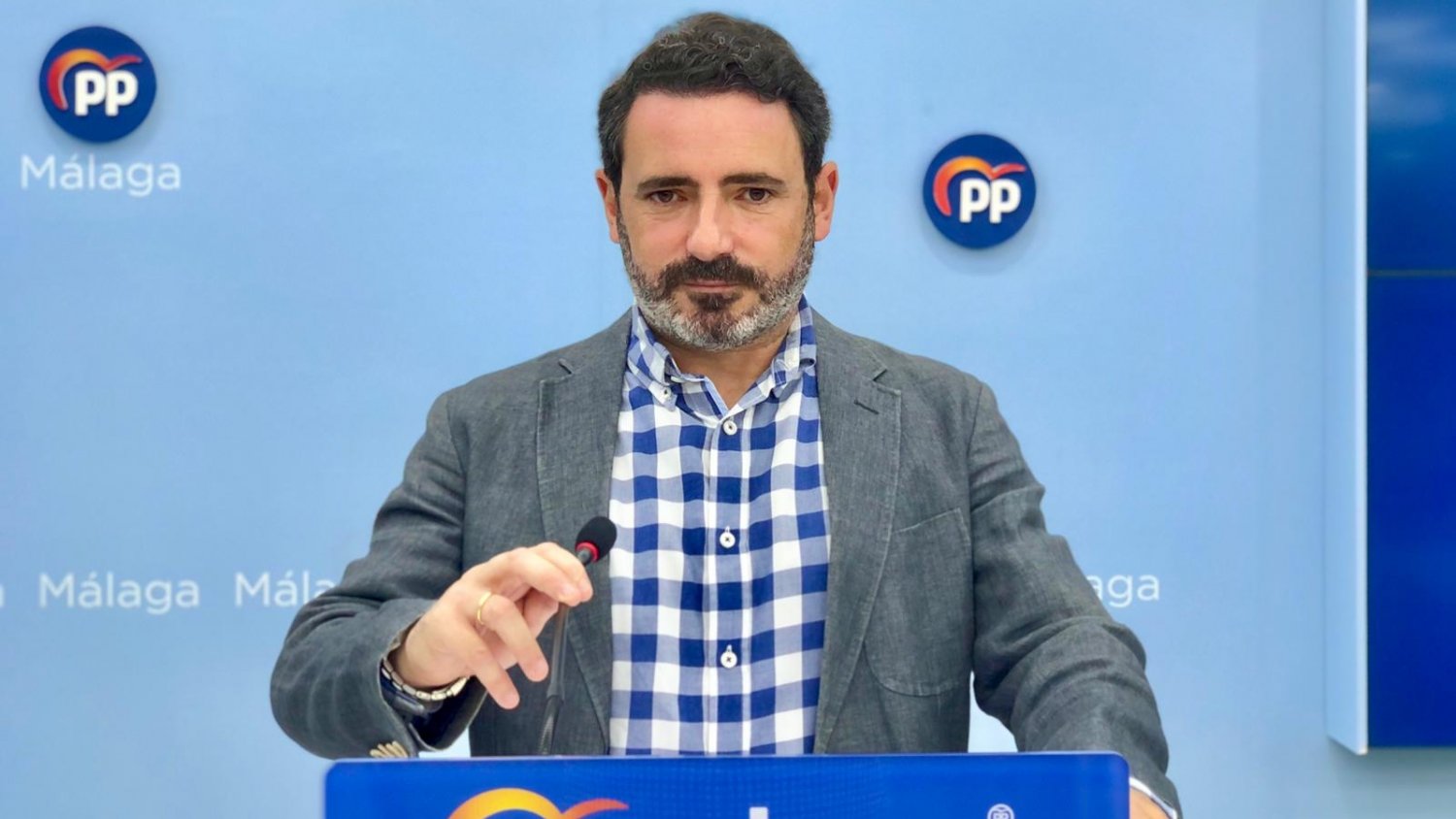 PP afirma que 280.000 malagueños pagarían unos 1.100 euros si no hay declaración de la renta