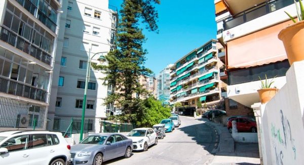 Adjudicada la primera fase para la renovación de la calle Marcos de Obregón en Málaga Este