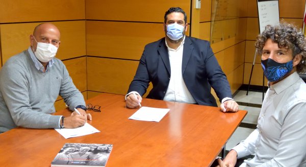 Acosol y la Fundación Vicente Ferrer firman un convenio para construir estructuras hídricas en la India