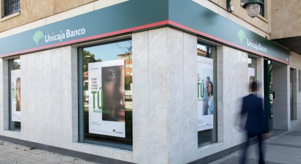 Unicaja lanza una campaña de plan de pensiones con bonificación del 6% para aportaciones periódicas