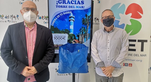 La campaña 'Gracias Torre del Mar' suma 10.000 participantes en más de 100 comercios vinculados
