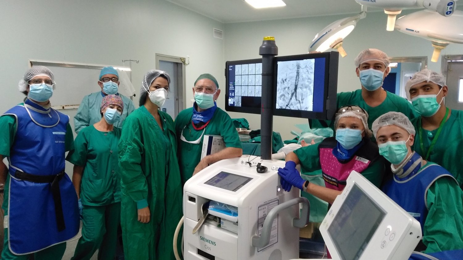 El Hospital Clínico implanta nueva técnica en más de un millar de pacientes con aneurisma de aorta