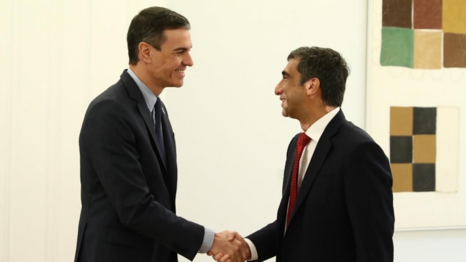 Pedro Sánchez se reúne con el consejero delegado de GlobalLogic y anuncia la creación de un centro de software en Málaga