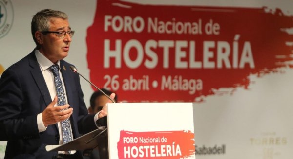 Salado agradece el trabajo del sector de la hostelería en la pandemia