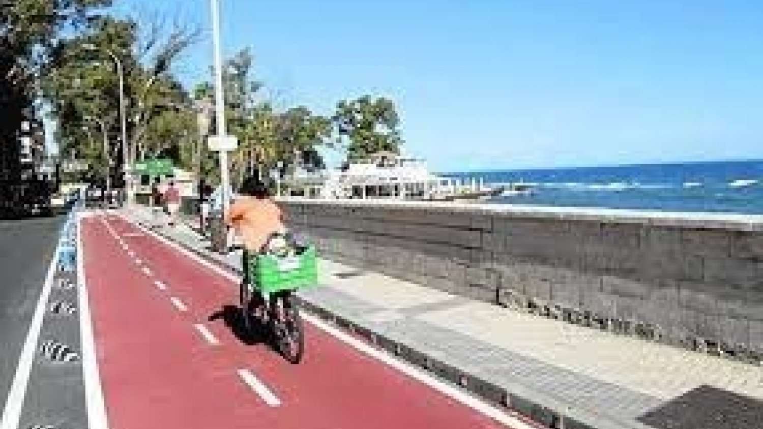 El Ayuntamiento informa del cierre del carril ciclable entre Antonio Martín y los Baños del Carmen