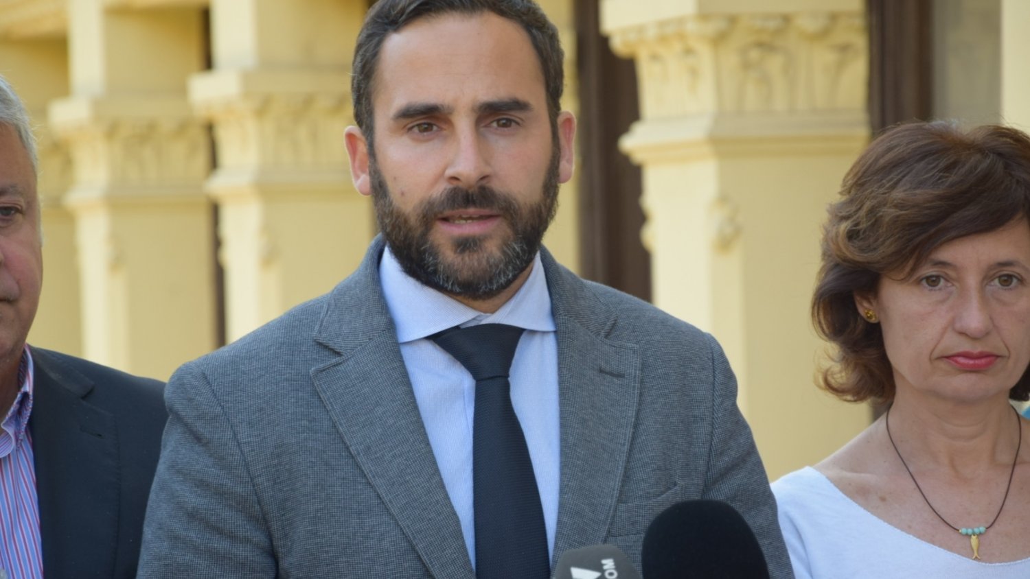 Pérez propone al alcalde un pacto para definir un modelo de ciudad sin proyectos 'fantasmas'