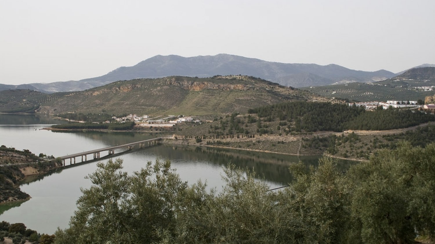 La Junta ultima los trabajos para licitar el proyecto del embalse de Iznájar en la comarca de Antequera