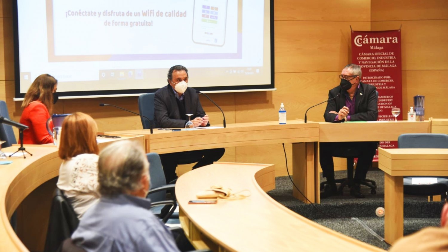 Torremolinos anuncia la puesta en marcha del WiFi gratuito en el centro de la ciudad