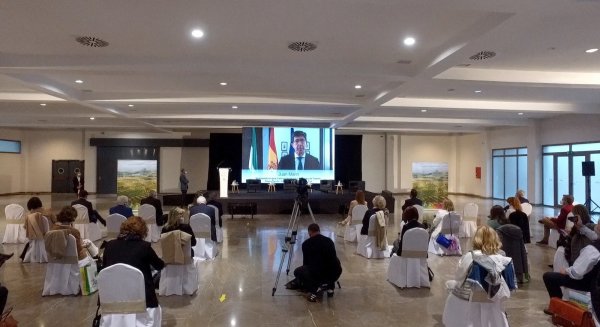 Juan Marín afirma que la reactivación turística será una oportunidad para pymes y nuevos destinos