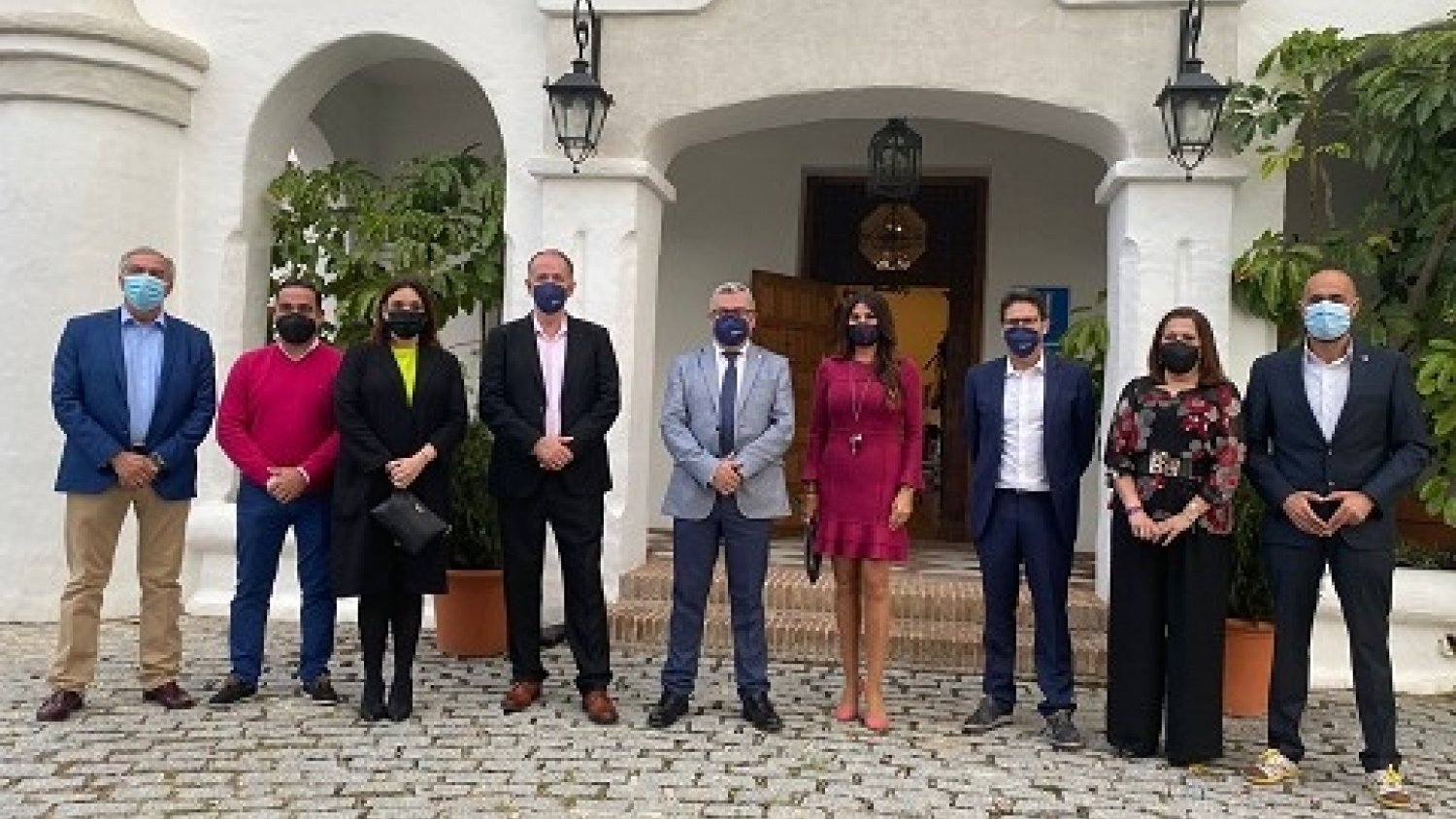 Periodistas nacionales profundizan en la oferta de la ruta de la pasa en un viaje de prensa en la Axarquía
