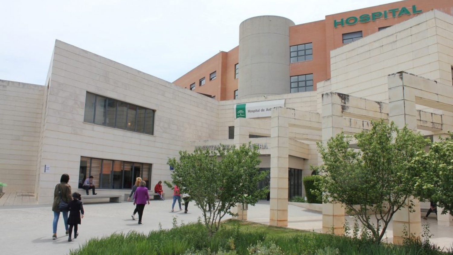 El Hospital de Antequera estudia la eficacia de la vacuna Pfizer en niños y embarazadas