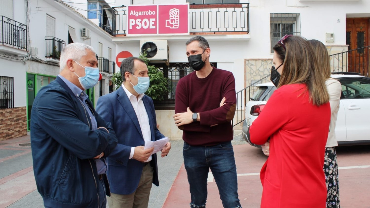 PSOE Málaga pide a la Junta atender a las más de 5.600 personas mayores que viven en soledad