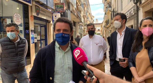 El PP anima al comercio minorista a optar a las ayudas directas de 3.000 euros de la Junta de Andalucía