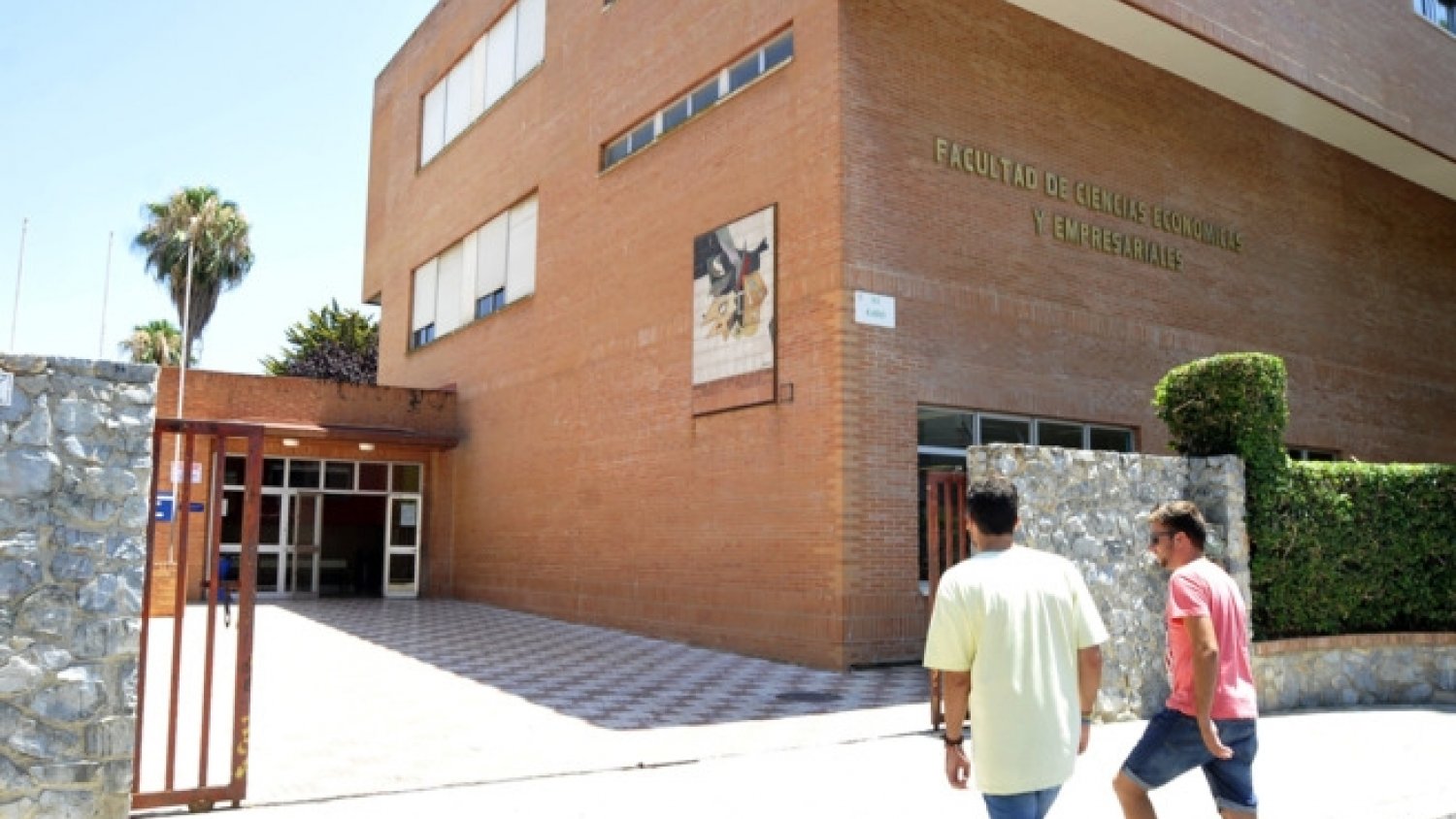 Renta 4 Banco y la Facultad de Económicas de la UMA ponen en marcha el “I Juego de la Bolsa”