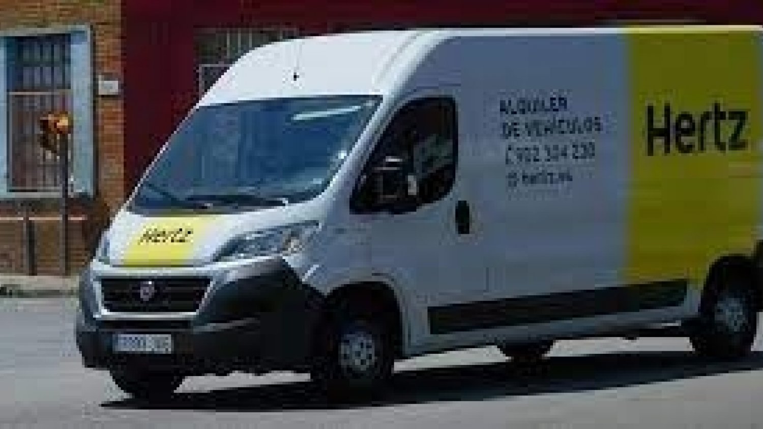 Hertz abre en Málaga una oficina de alquiler de furgonetas ante el crecimiento del comercio online