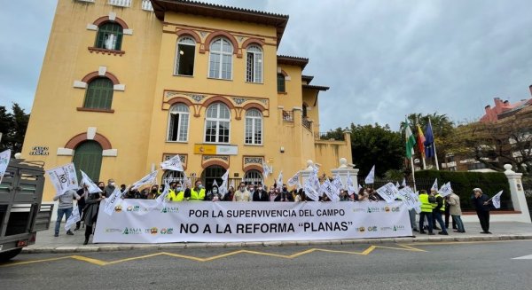 El sector agrario de la provincia de Málaga protesta contra la reforma de la PAC
