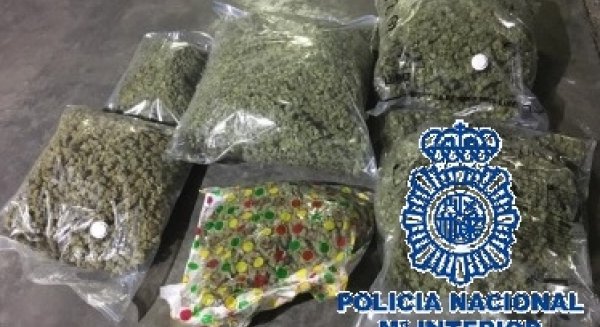 La Policía Nacional detiene a cinco hombres dedicados al comercio de sustancias estupefacientes con destino Alemania