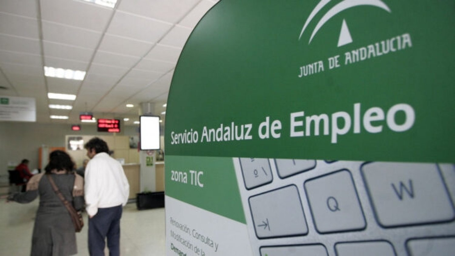 El mes de marzo deja 4.571 desempleados menos en la provincia de Málaga