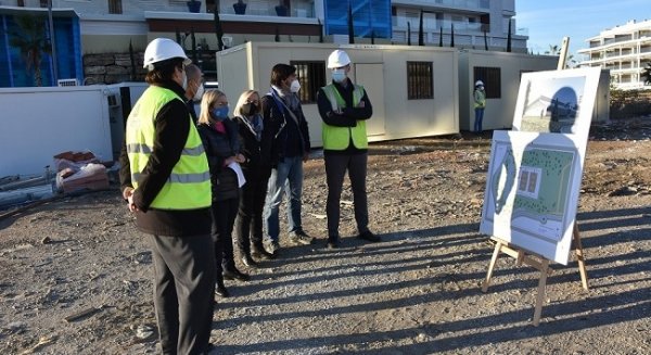Las obras del futuro centro deportivo de Carvajal alcanzan ya el 50% de su ejecución