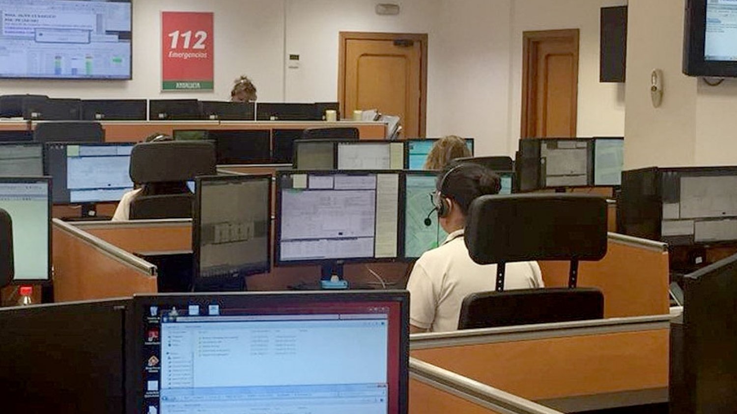 Muere una niña de siete años en Estepona al caerle encima una estructura metálica