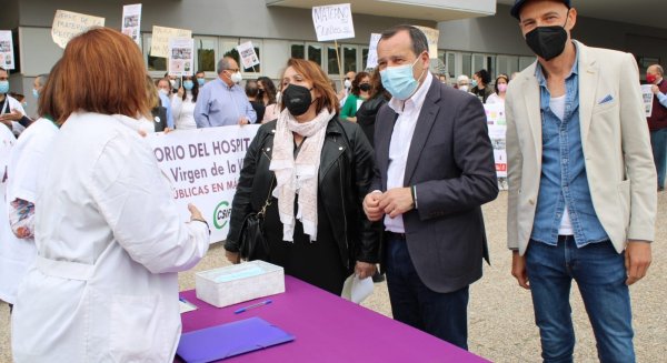 PSOE reclama a la Junta la vuelta del servicio de Maternidad y Ginecología al Hospital Clínico