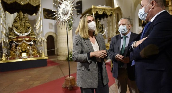 La Consejería de Fomento de la Junta visita la exposición de 