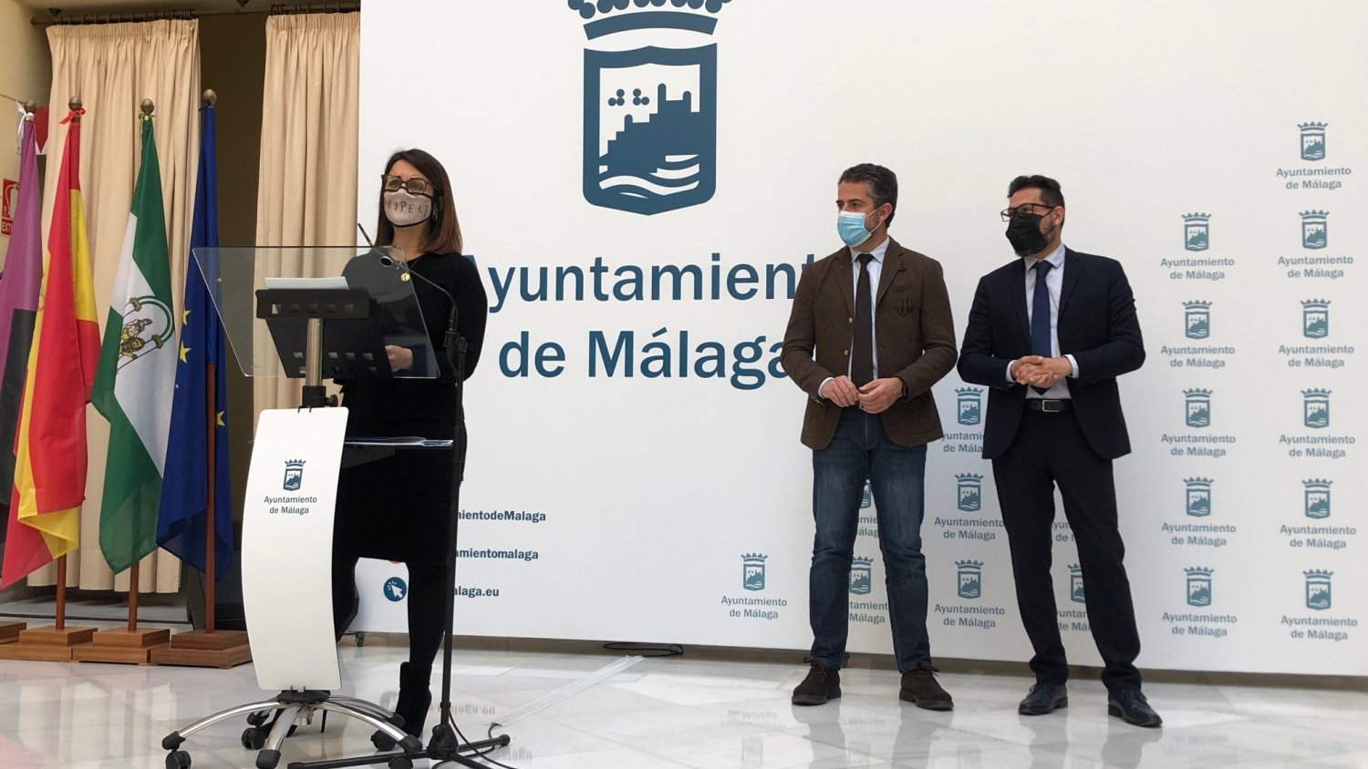 El Ayuntamiento aprueba conceder una ayuda anual de 200 euros a pensionistas y desempleados