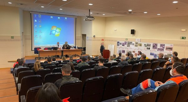 El Área Sanitaria Norte de Málaga y Policía Nacional organizan un taller de intervenciones básicas