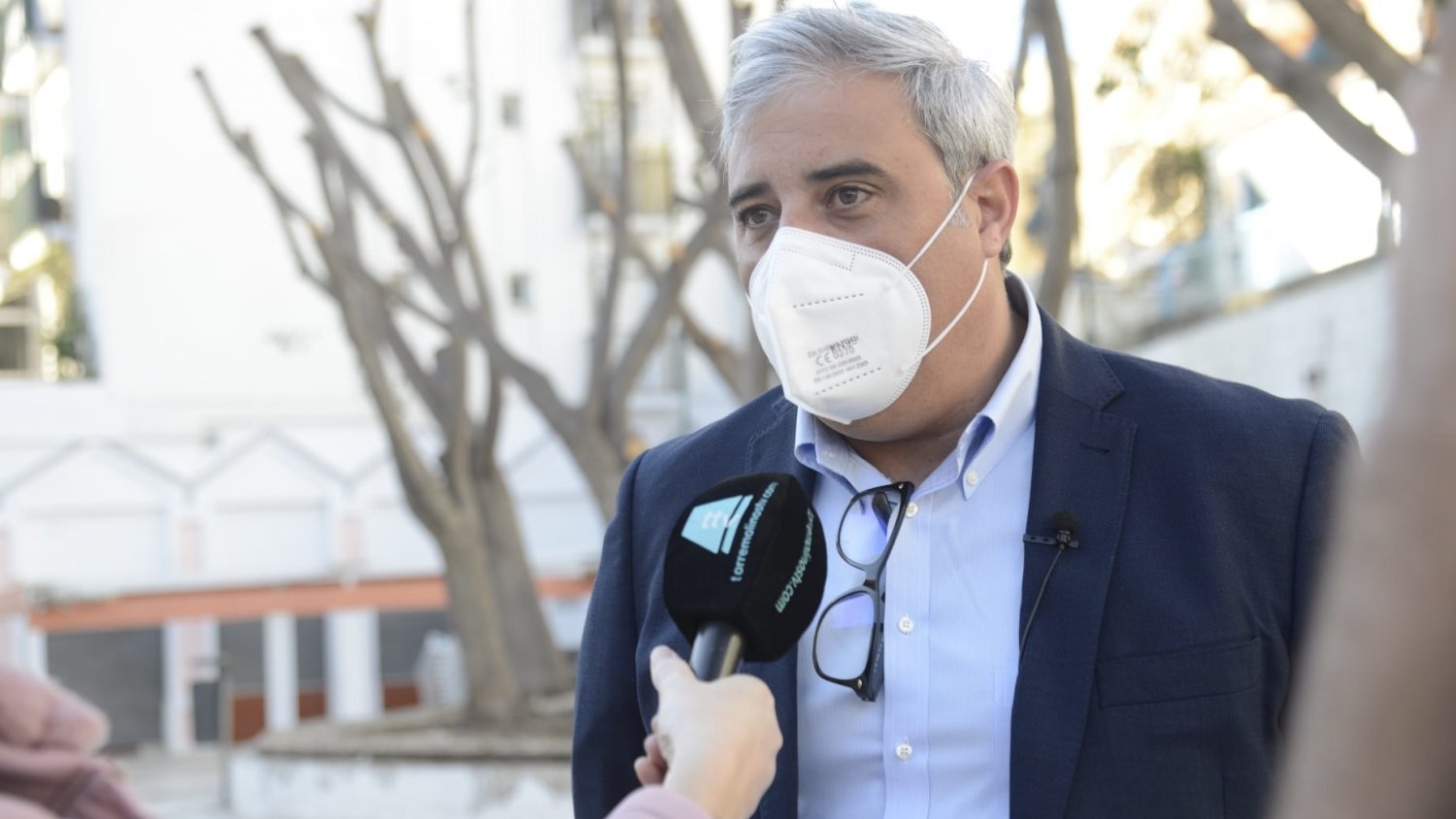 Torremolinos realiza trabajos de poda en 3.000 árboles y 1.000 palmeras en los últimos seis meses
