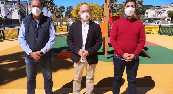 Medio Ambiente culmina las obras de remodelación del parque de Caleta del Sol de Vélez-Málaga