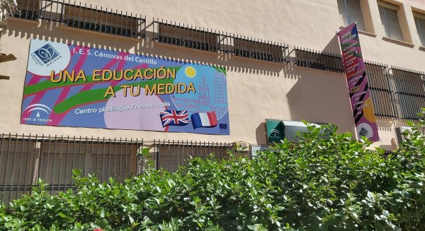 El IES Cánovas del Castillo de Málaga oferta la doble titulación de Bachillerato español y francés
