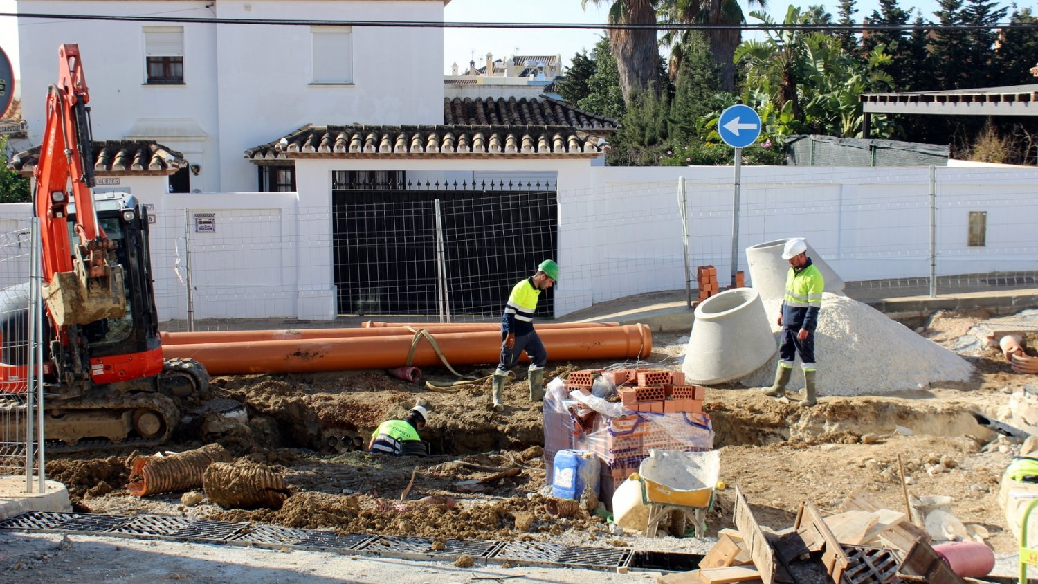 Estepona invierte más de 5,6 millones de euros en obras para mejorar el abastecimiento de agua