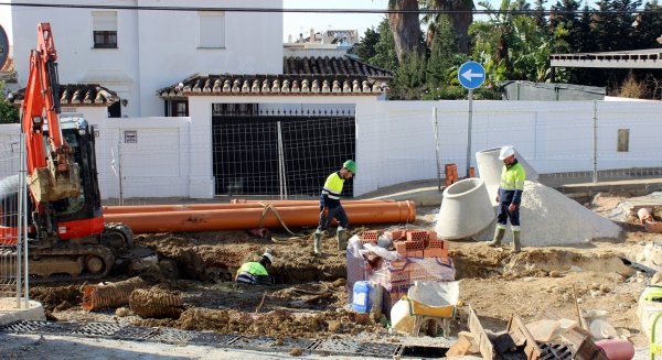 Estepona invierte más de 5,6 millones de euros en obras para mejorar el abastecimiento de agua