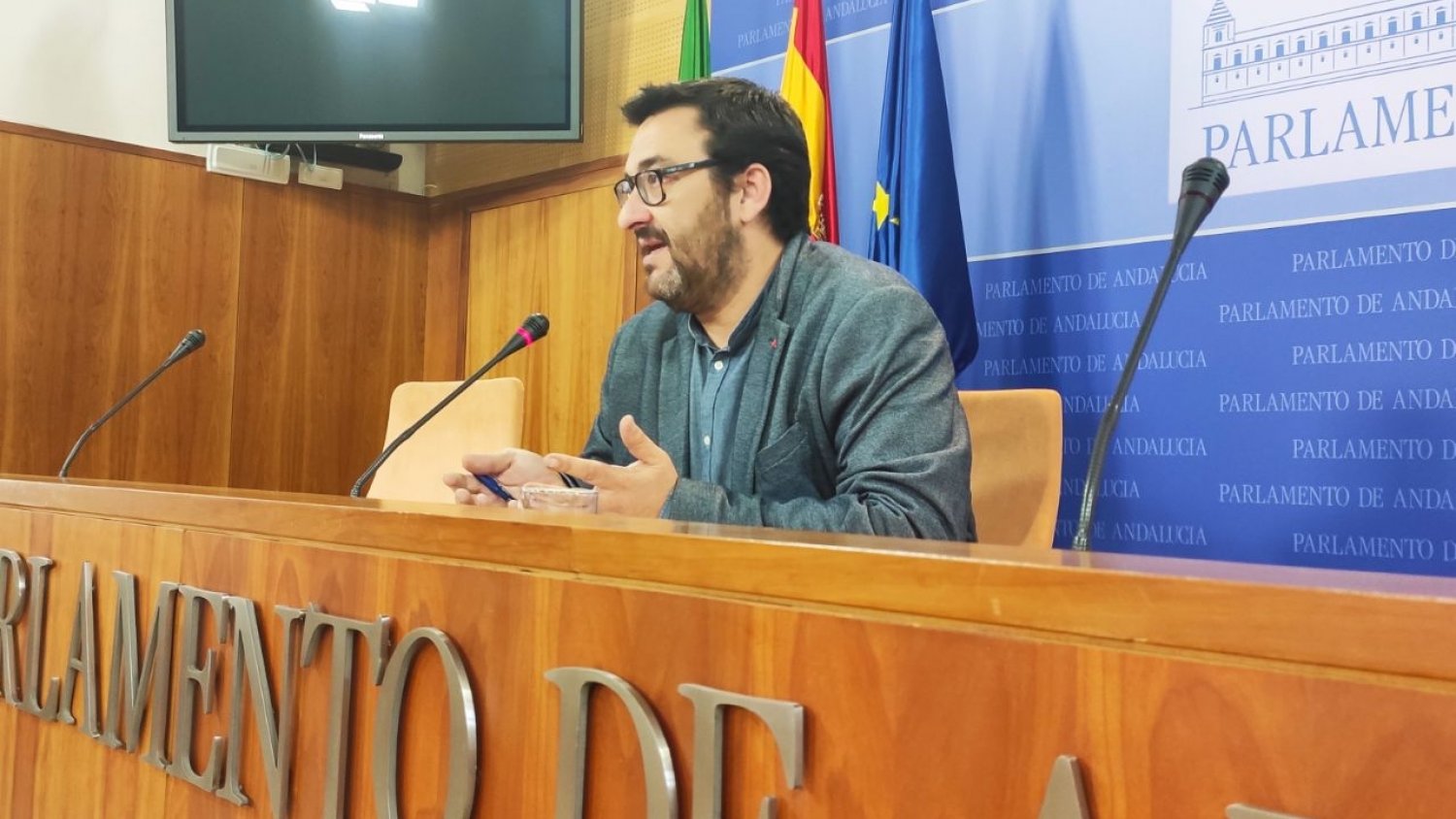 Ahumada defiende ante la comisión de Empleo del Parlamento el trabajo de la plantilla de Alozaina
