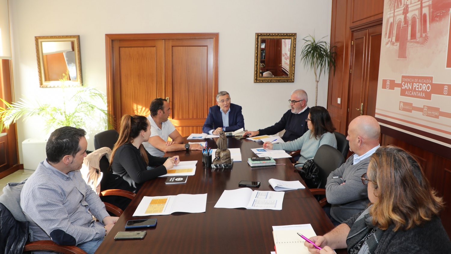 El Ayuntamiento de Marbella mantiene una reunión con los cinco colegios de San Pedro Alcántara