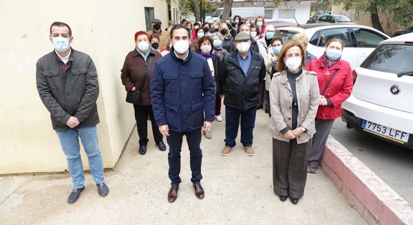 PSOE pide a Málaga un espacio para los 170 mayores que se han quedado sin actividades en San Andrés
